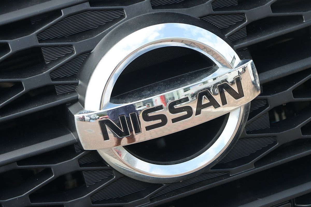 2021 Nissan Navara SL D23 Rear Wheel Drive