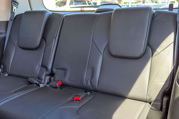 2024 Nissan Patrol Ti Y62