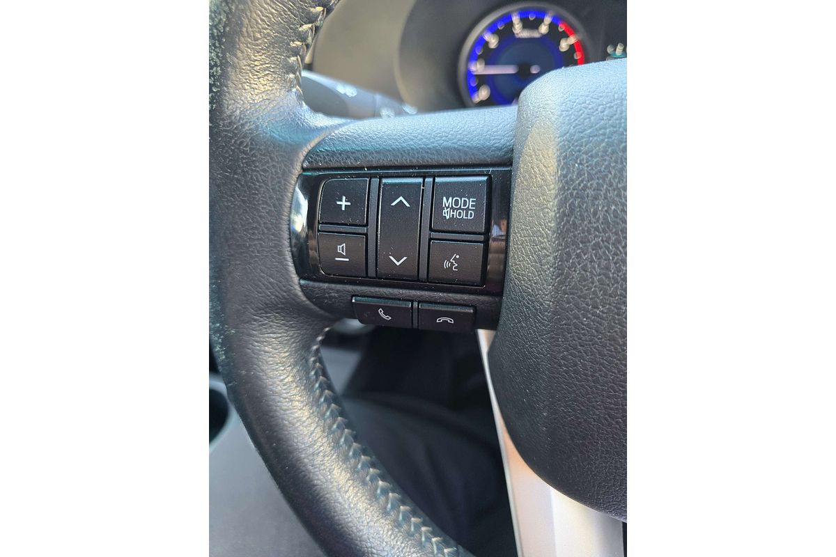 2015 Toyota Hilux SR5 GUN126R 4X4