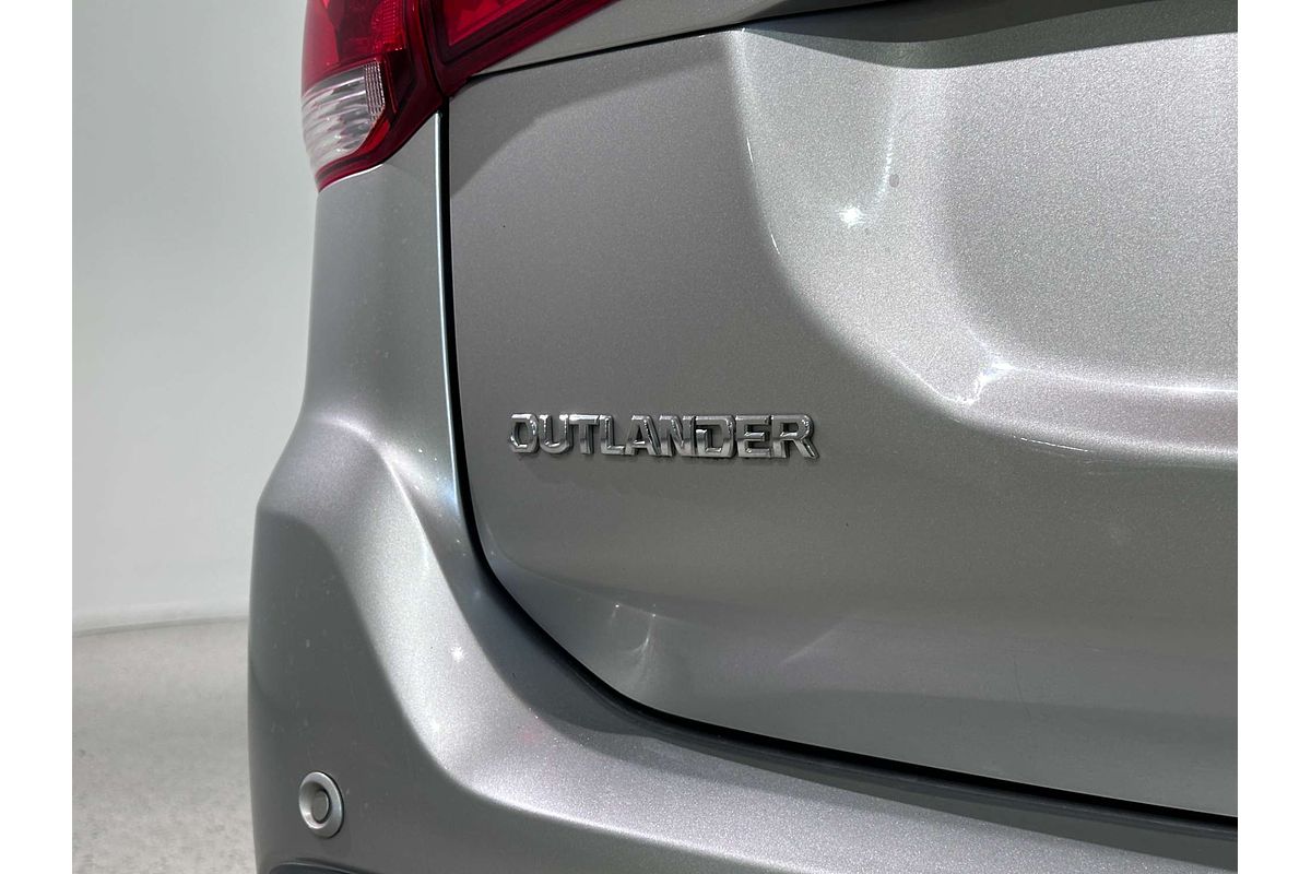 2018 Mitsubishi Outlander ES ADAS ZL