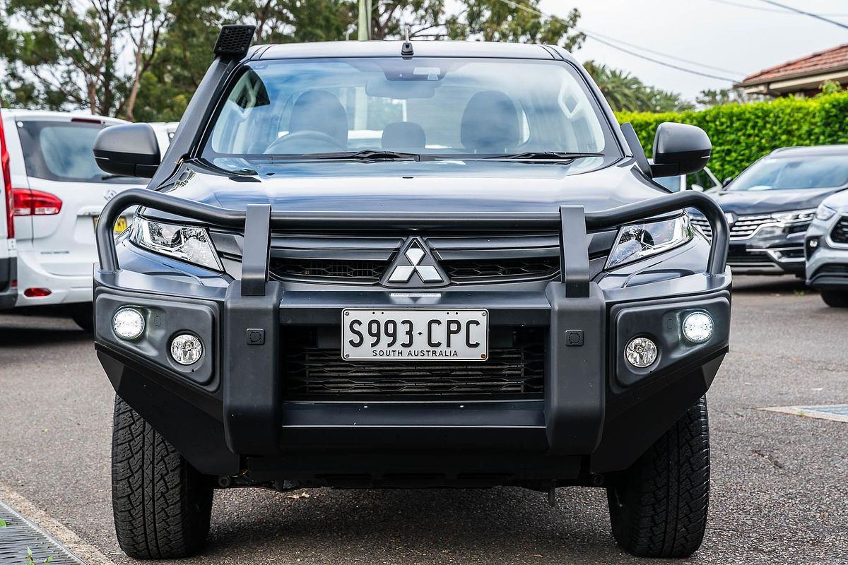 2021 Mitsubishi Triton GLX MR 4X4