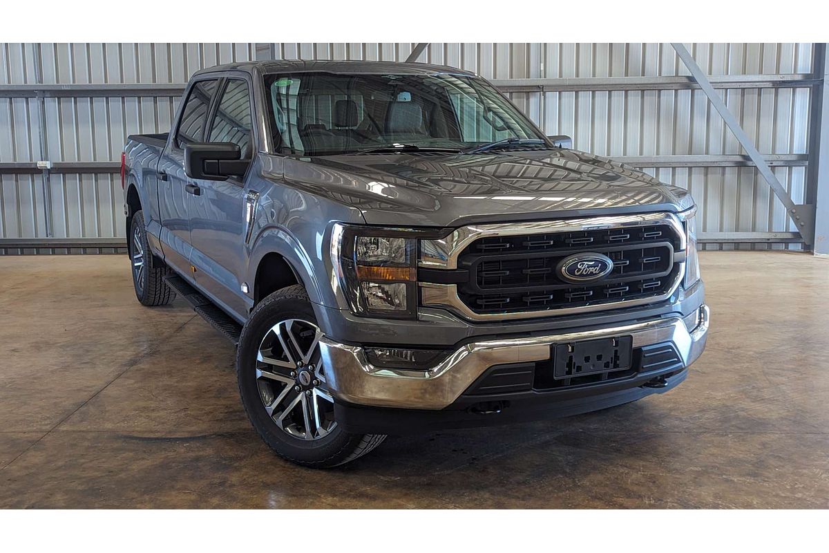 2024 Ford F-150 XLT  4X4 LWB