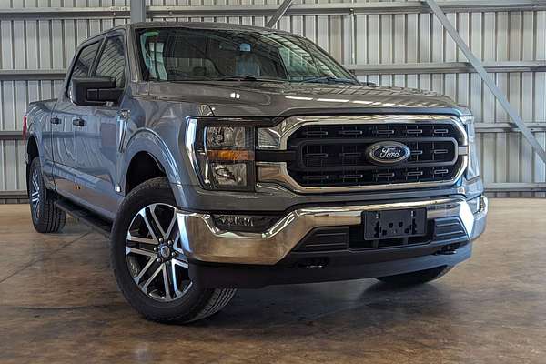 2024 Ford F-150 XLT  4X4 LWB