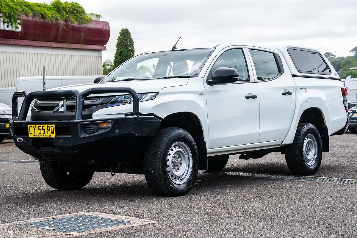 2020 Mitsubishi Triton GLX MR 4X4