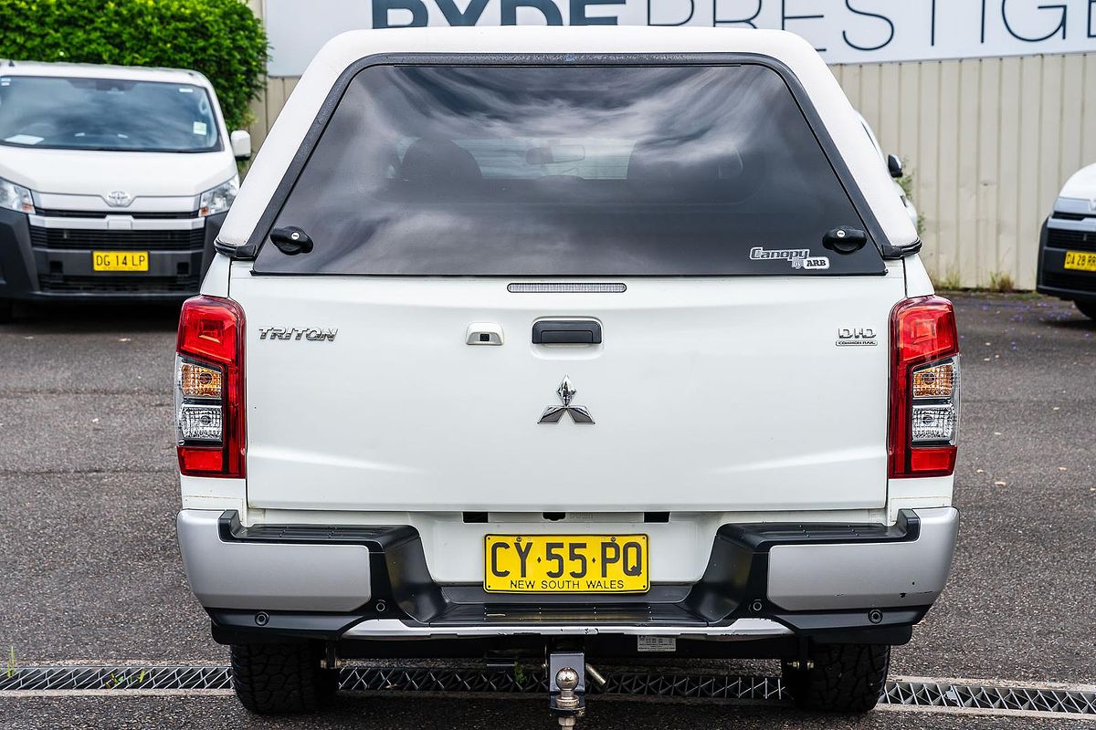 2020 Mitsubishi Triton GLX MR 4X4