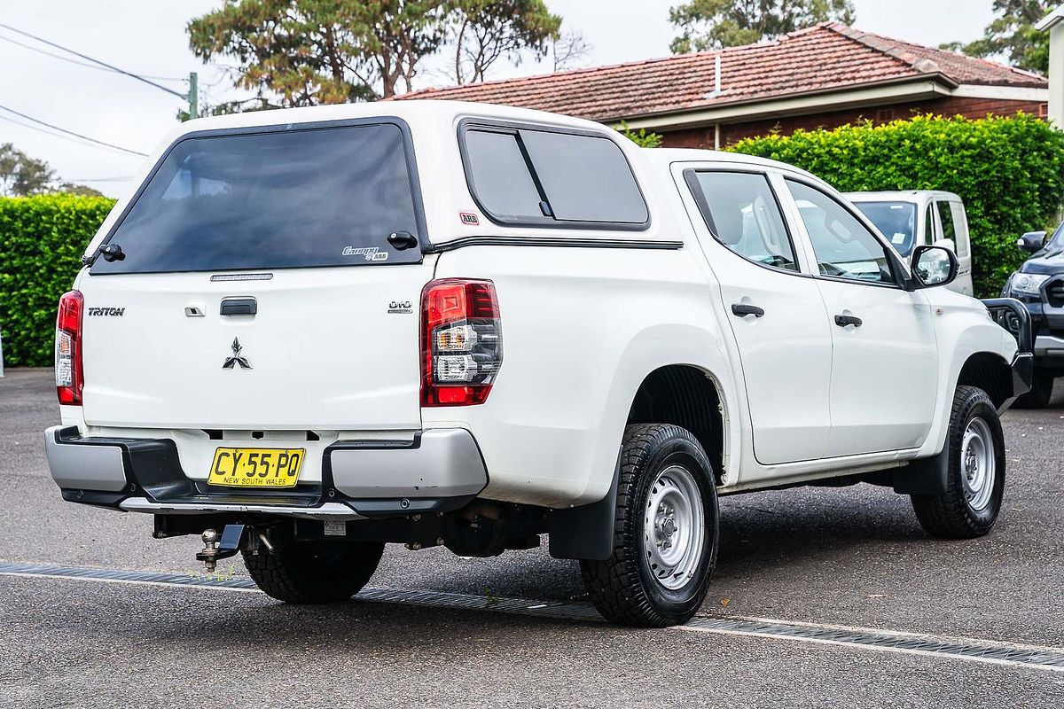 2020 Mitsubishi Triton GLX MR 4X4