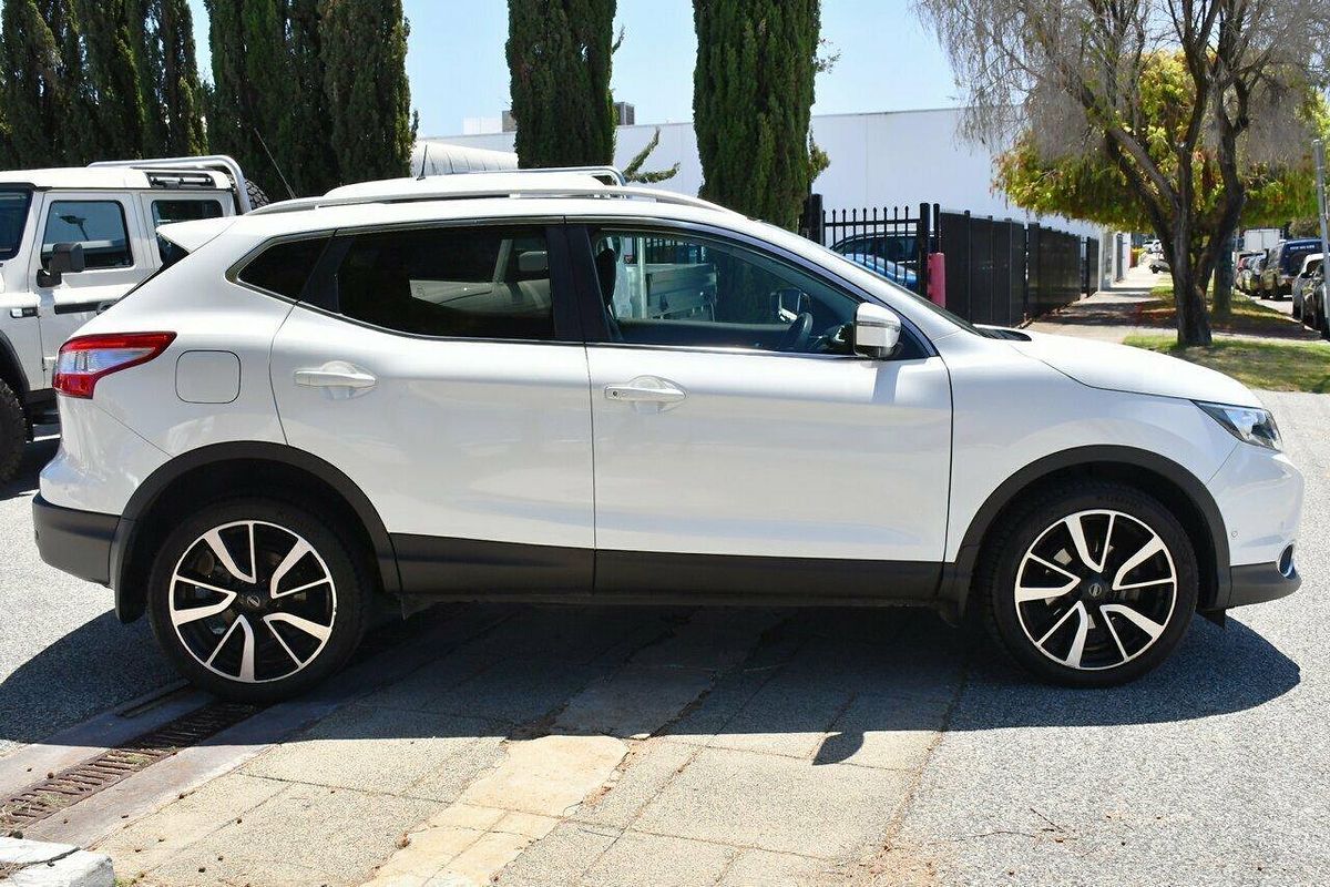 2017 Nissan QASHQAI Ti J11