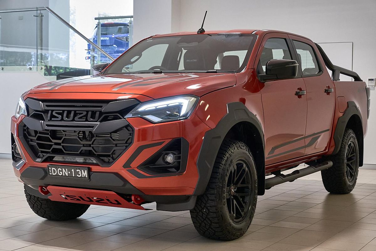 2024 Isuzu D-MAX BLADE 4X4