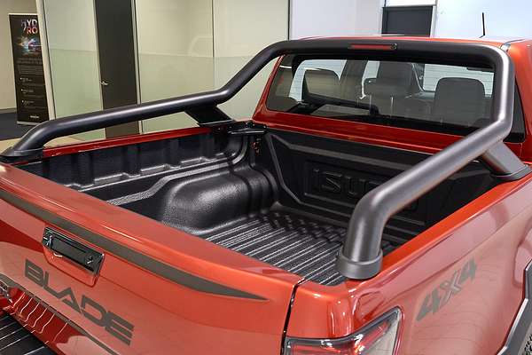2024 Isuzu D-MAX BLADE 4X4
