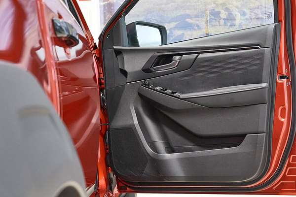 2024 Isuzu D-MAX BLADE 4X4