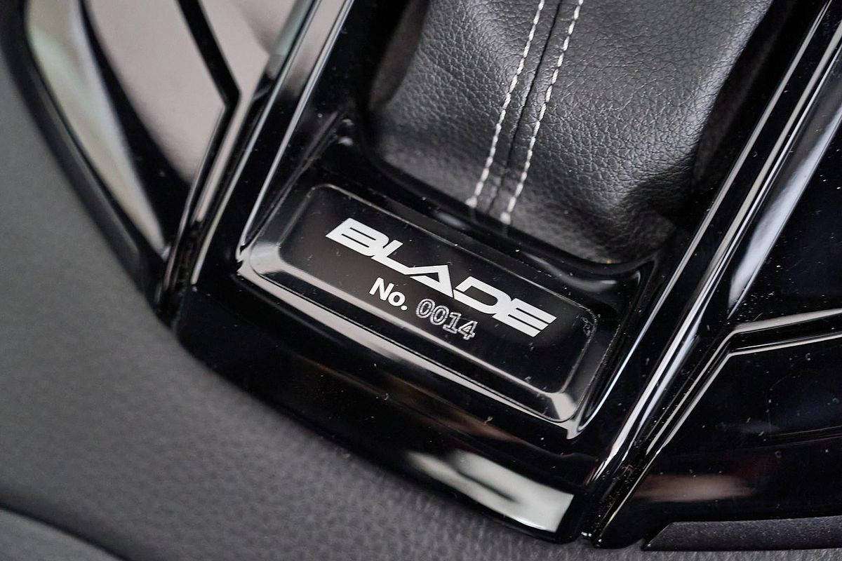 2024 Isuzu D-MAX BLADE 4X4