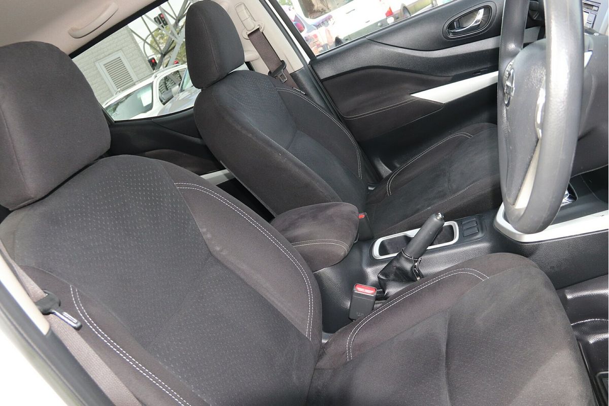 2016 Nissan Navara RX D23 Rear Wheel Drive