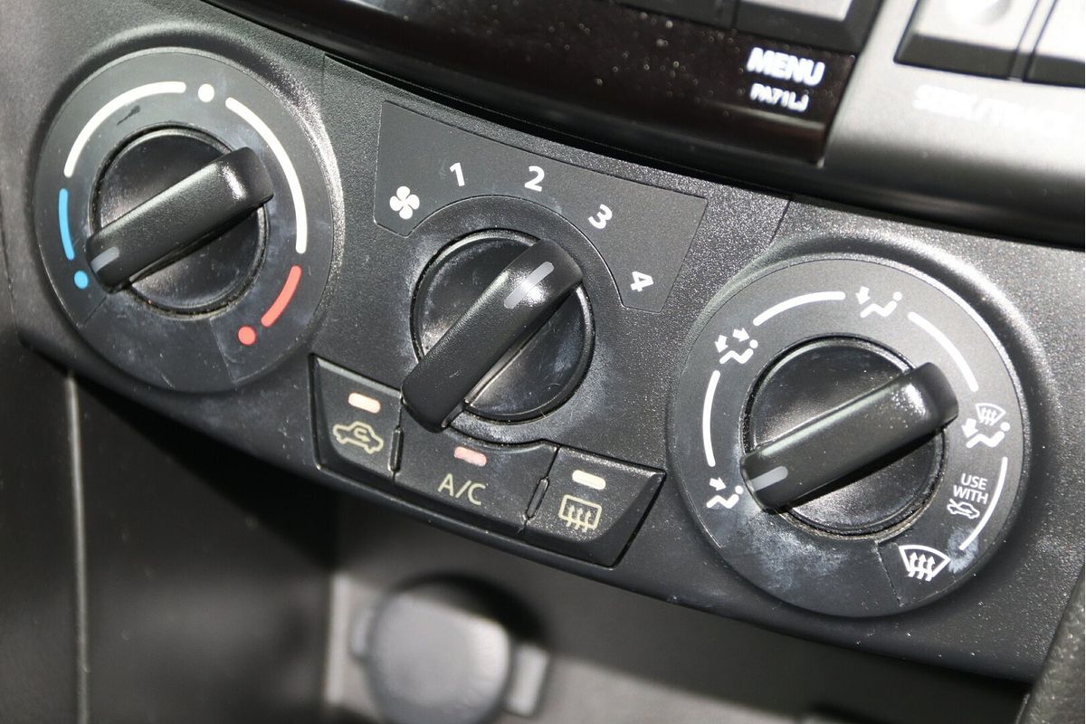 2013 Suzuki Swift GL FZ