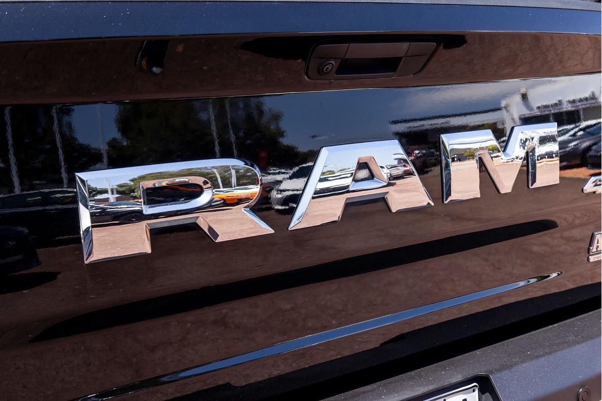 2019 RAM 1500 Laramie DT 4X4