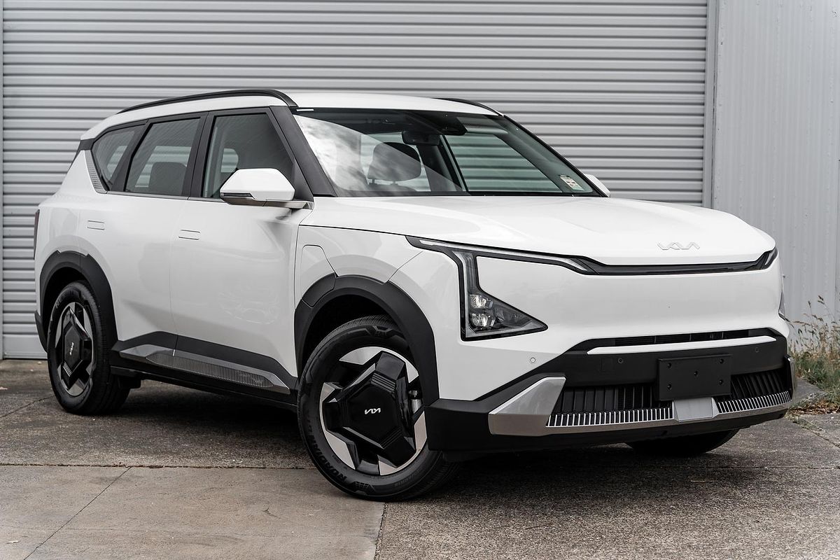 2025 Kia EV5 Air Standard Range OVc