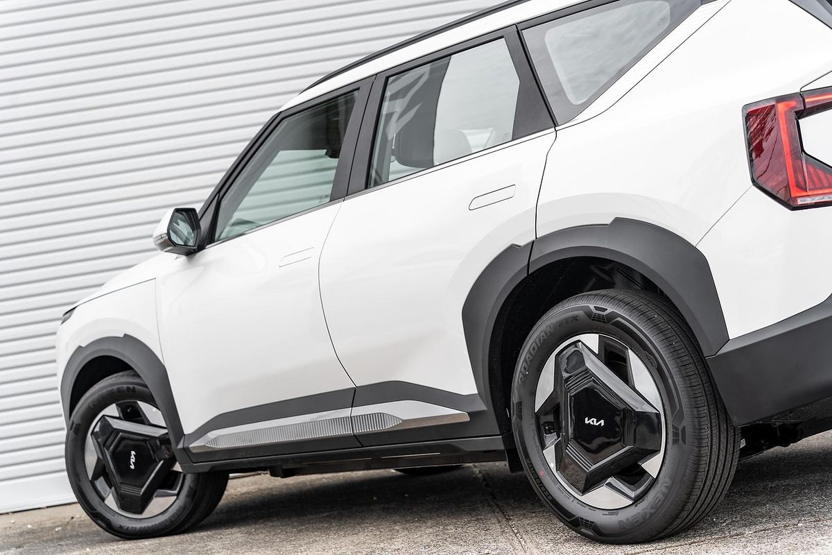 2025 Kia EV5 Air Standard Range OVc