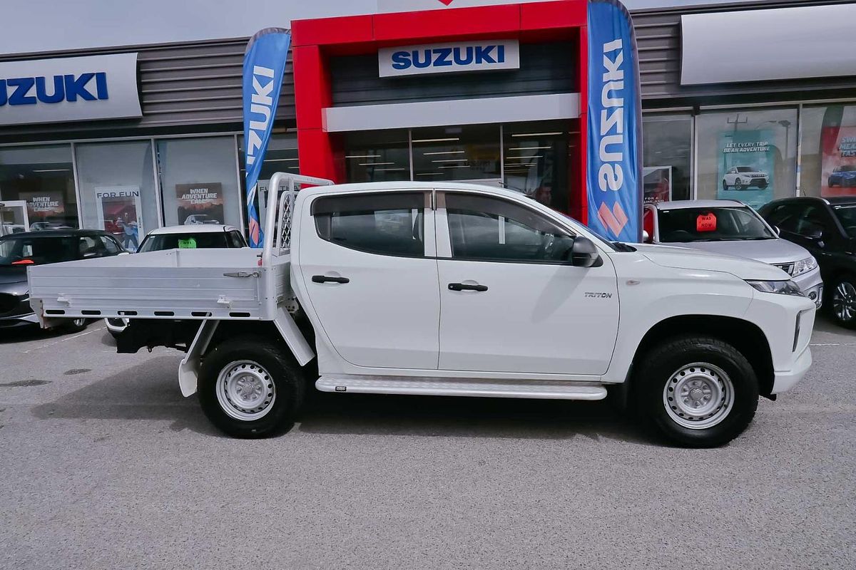 2019 Mitsubishi Triton GLX ADAS MR 4X4