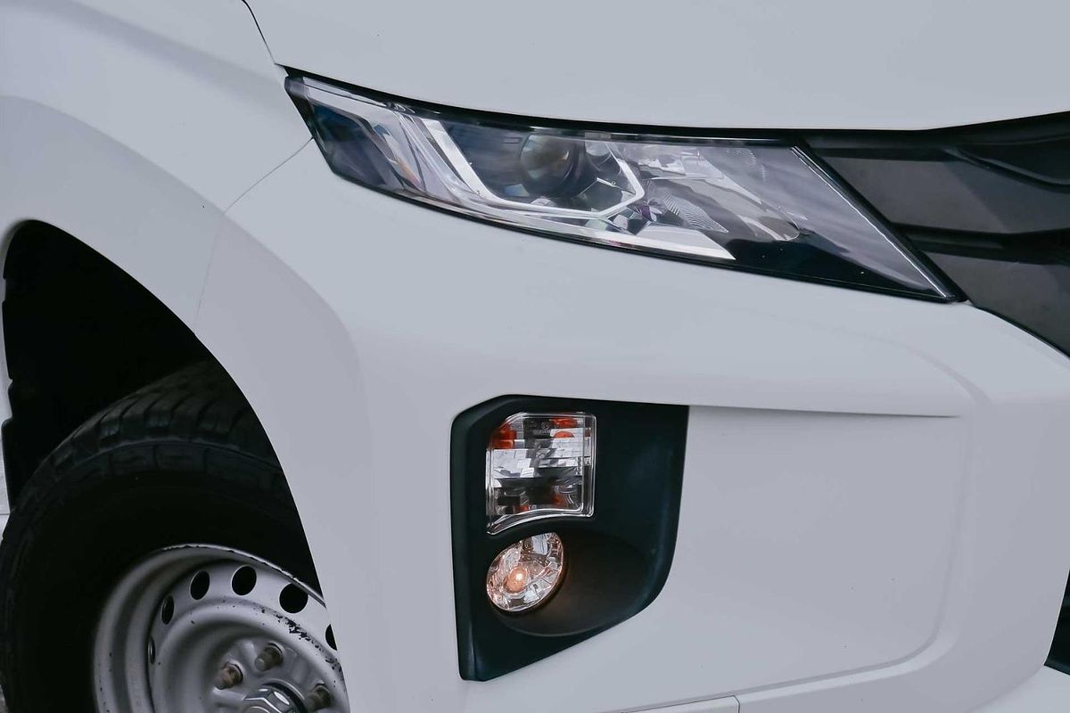 2019 Mitsubishi Triton GLX ADAS MR 4X4