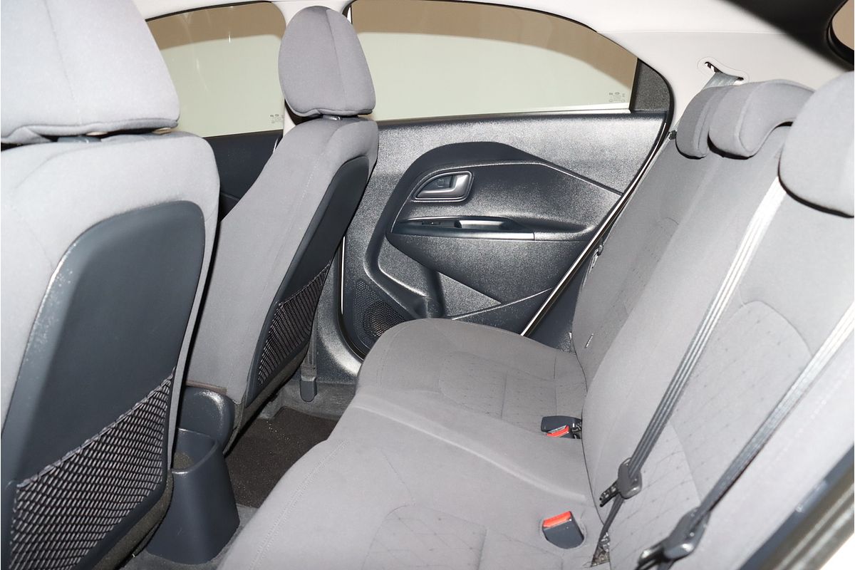 2016 Kia Rio S UB