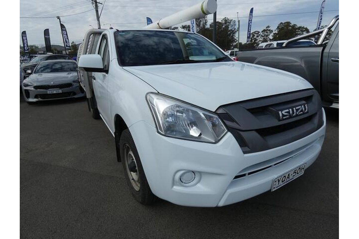 2017 Isuzu D-MAX SX Rear Wheel Drive