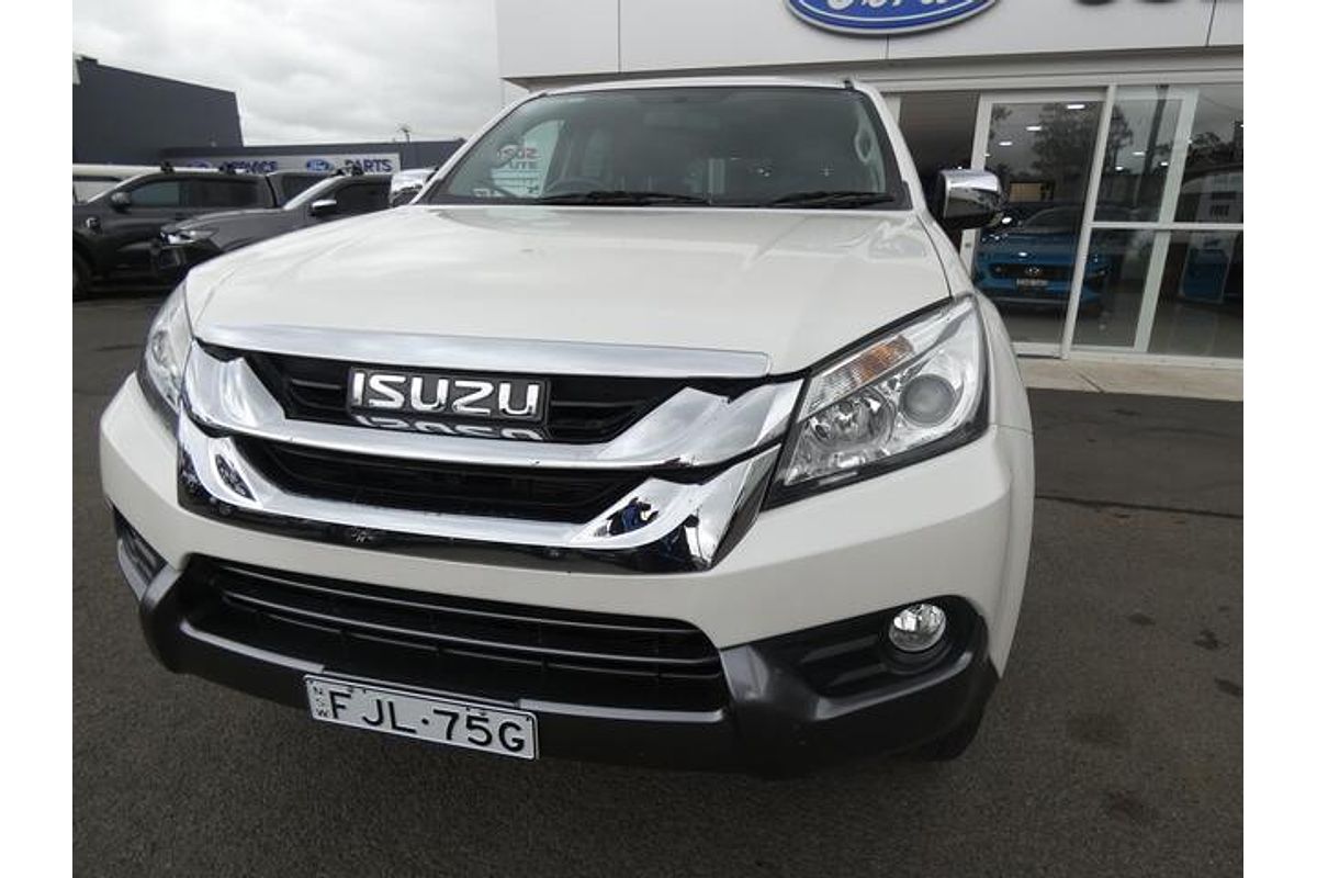 2016 Isuzu MU-X