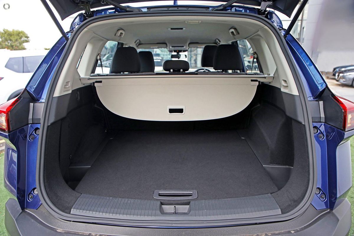 2023 Nissan X-TRAIL ST T33