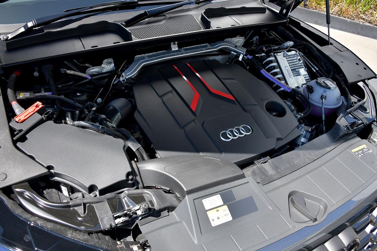 2024 Audi SQ5 TDI FY