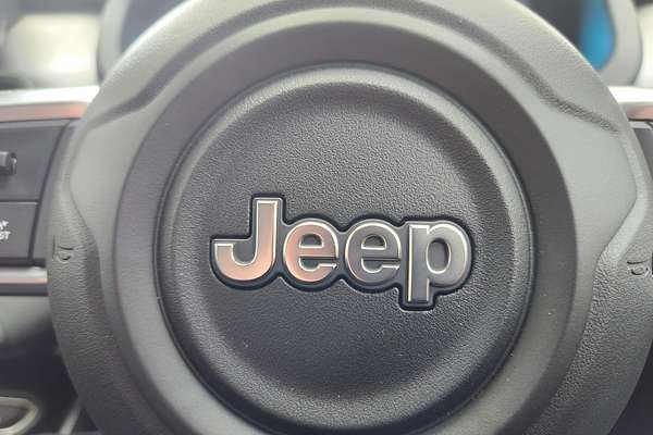 2024 Jeep Avenger Limited JJ