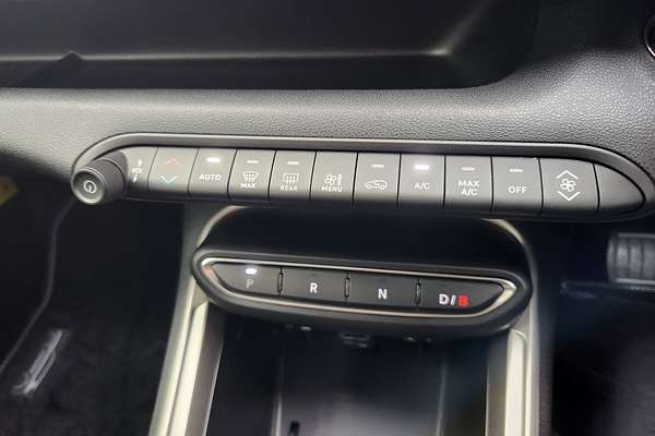 2024 Jeep Avenger Limited JJ