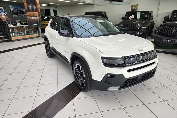 2024 Jeep Avenger Summit JJ