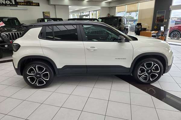 2024 Jeep Avenger Summit JJ
