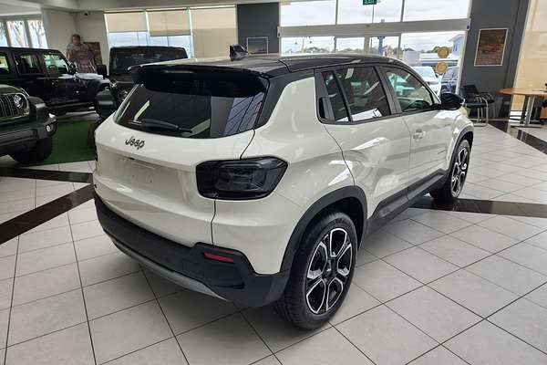 2024 Jeep Avenger Summit JJ