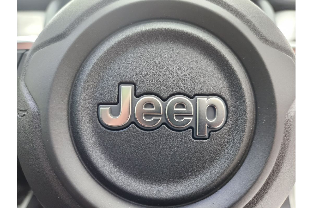 2024 Jeep Avenger Summit JJ