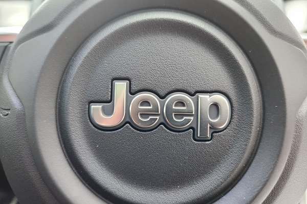 2024 Jeep Avenger Summit JJ