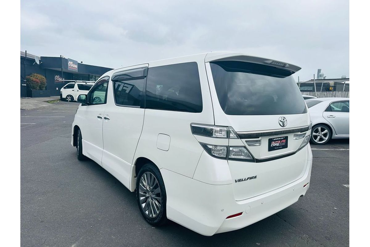 2013 Toyota Vellfire