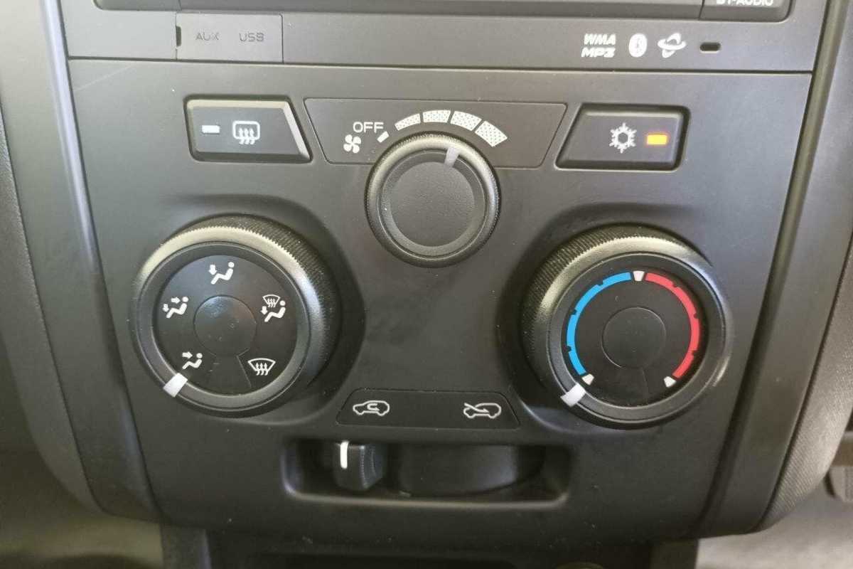 2016 Isuzu UTE D-MAX SX High Ride (No Series)