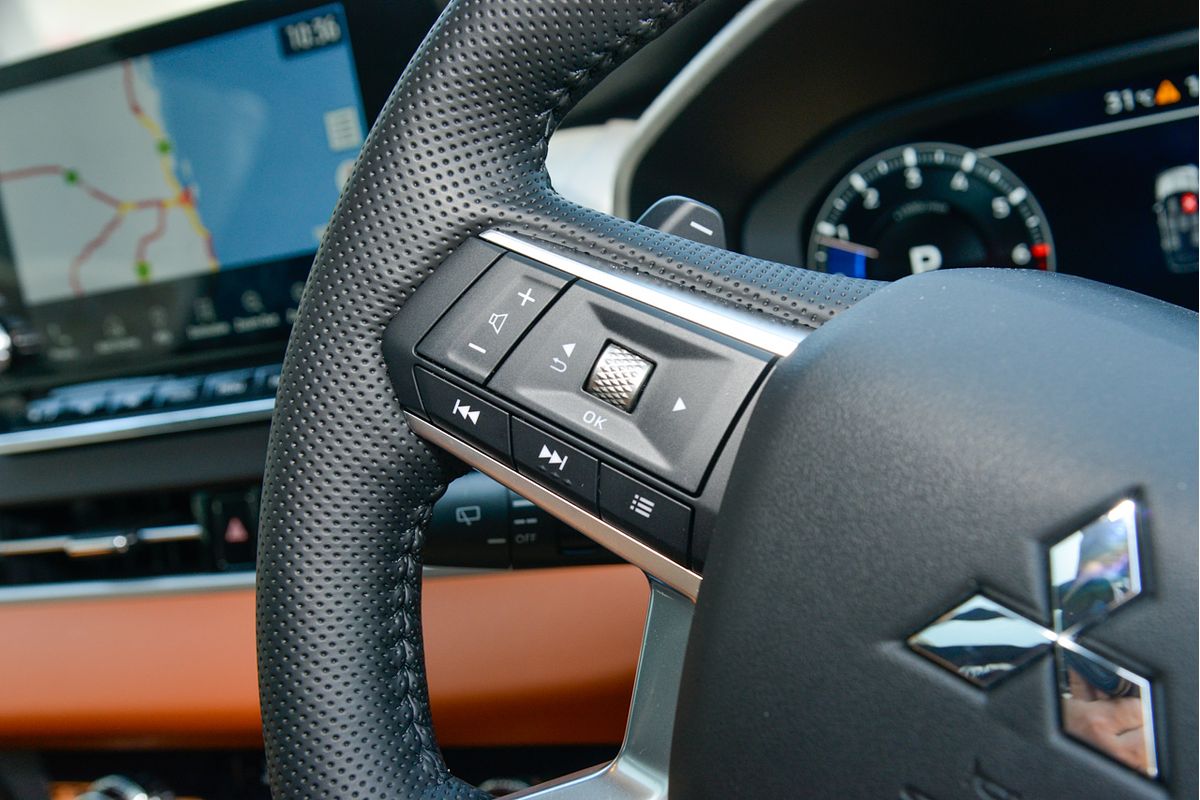 2024 Mitsubishi Outlander Exceed Tourer ZM