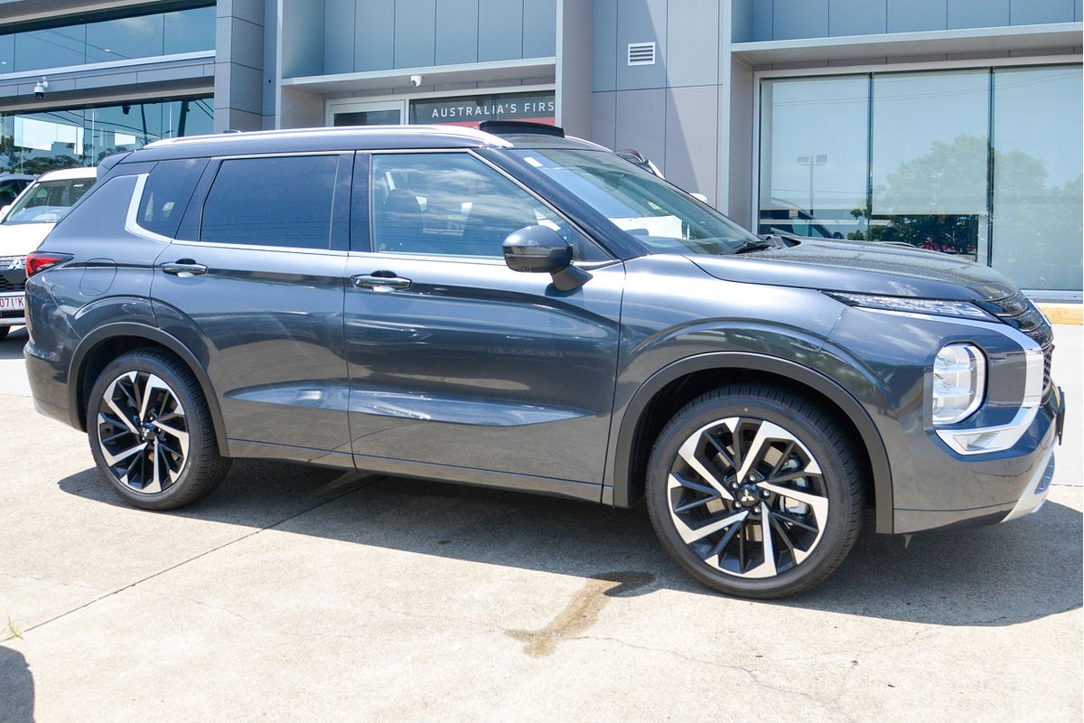 2024 Mitsubishi Outlander Exceed Tourer ZM