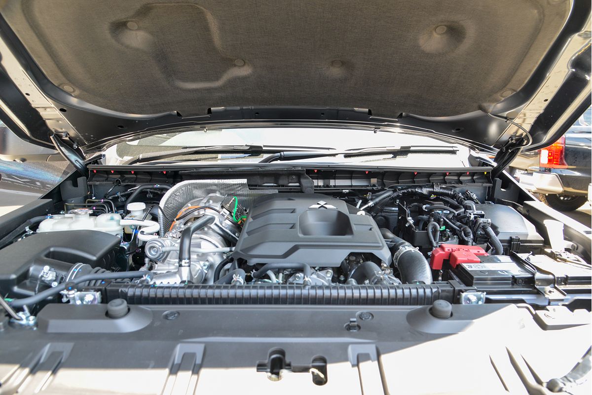2024 Mitsubishi Triton GLX-R MV 4X4