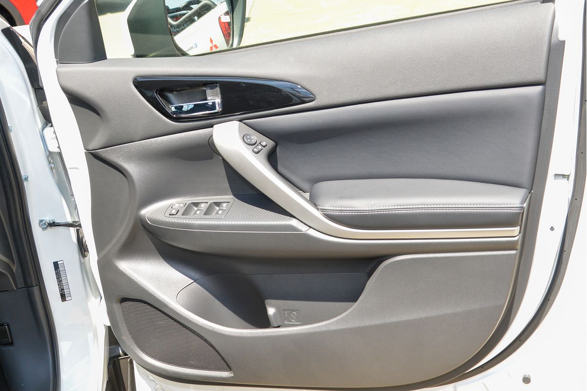 2024 Mitsubishi Eclipse Cross PHEV Aspire YB