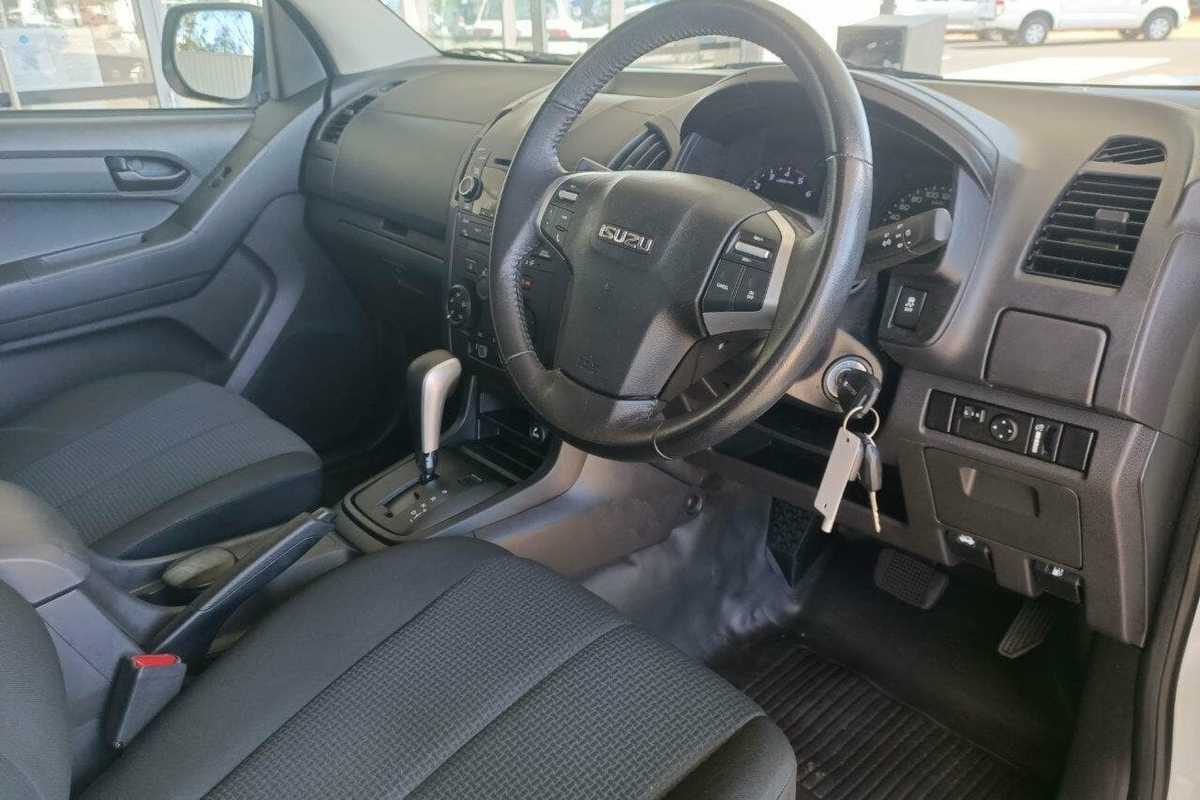 2016 Isuzu UTE D-MAX SX High Ride (No Series)
