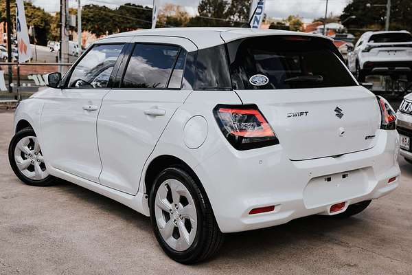 2024 Suzuki Swift Hybrid Plus UZ