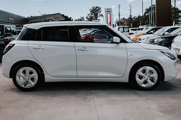 2024 Suzuki Swift Hybrid Plus UZ