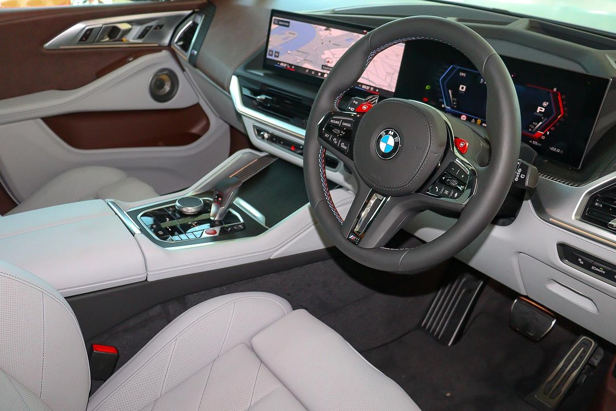 2024 BMW XM G09