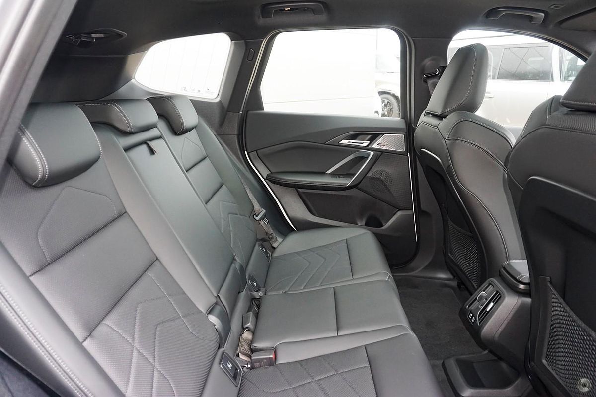 2024 BMW iX1 xDrive30 xLine U11