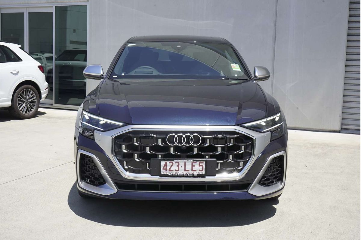 2024 Audi SQ8 TFSI F1