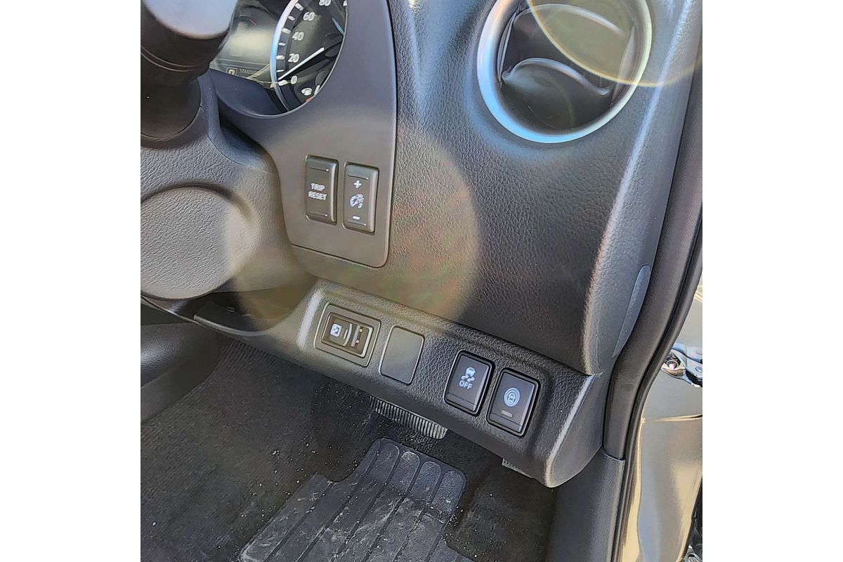 2024 Nissan Navara ST-X D23 4X4