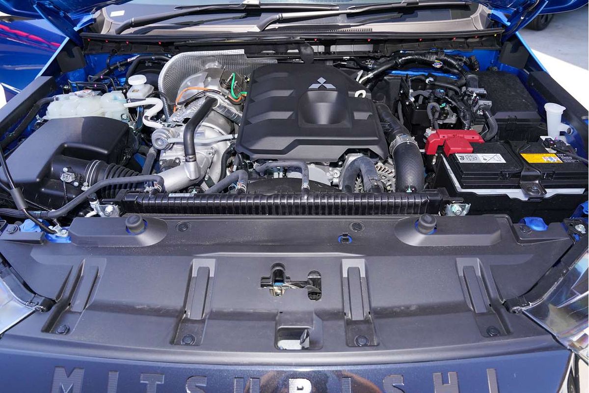2024 Mitsubishi Triton GLS MV 4X4