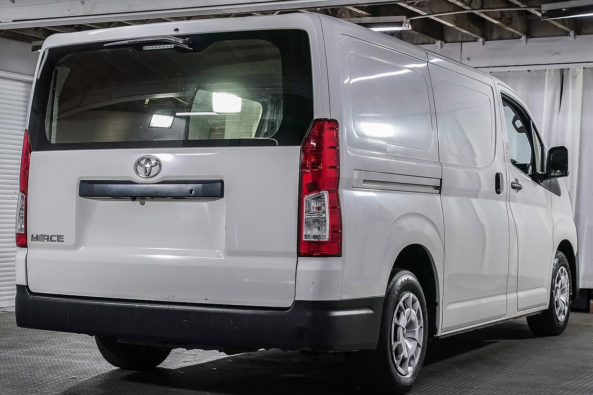 2021 Toyota Hiace GDH300R