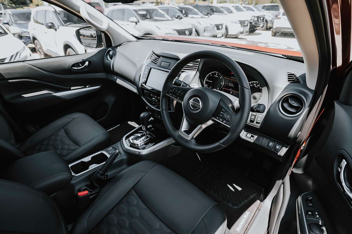 2024 Nissan Navara ST-X D23 4X4